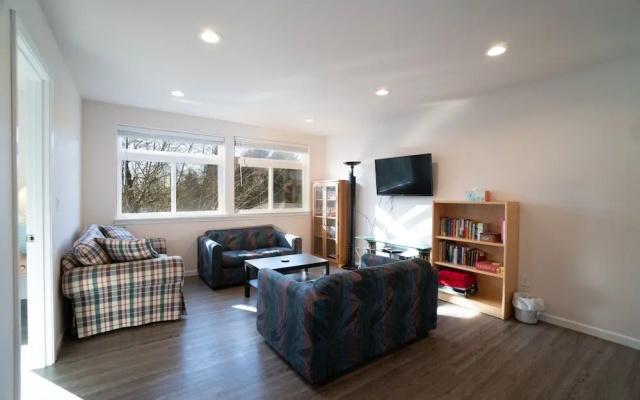 Dungeness Pond 3 Bedroom Home