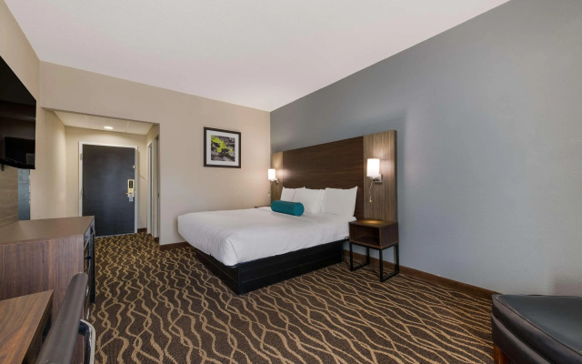 Best Western Albemarle Inn