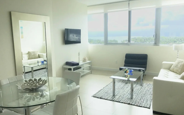 Suite Life Miami at the Monte Carlo