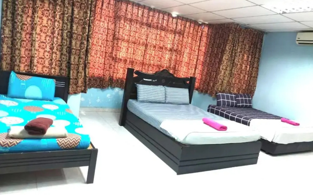 Capital O 91275 Pr Motel