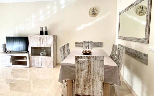 Apartamento bonito cerca de la playa