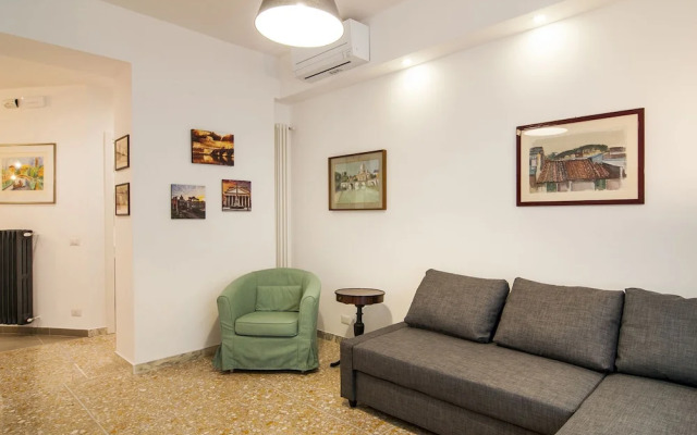 San Pietro Bright Apartment