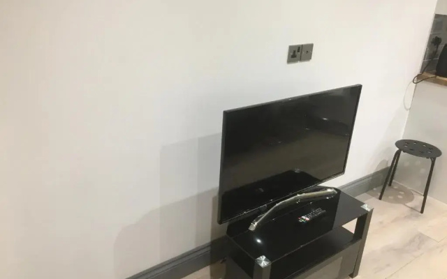 Classic Brixton City Apartment