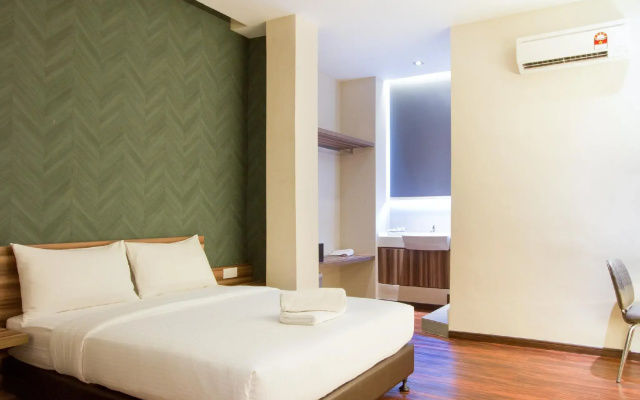 D Elegance Hotel