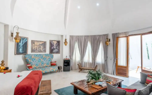 Xanadu Villas Retreat 2pax
