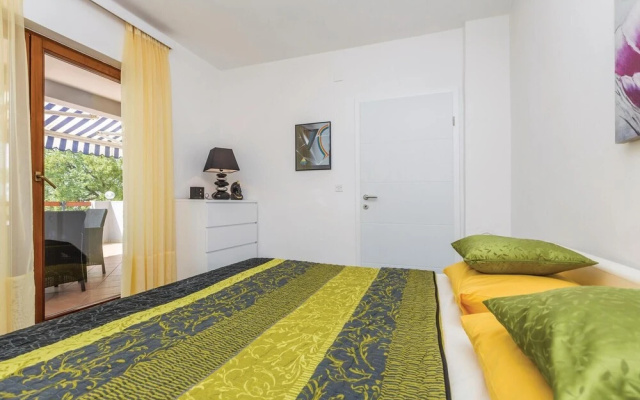Awesome Home in Cesarica With Wifi and 3 Bedrooms