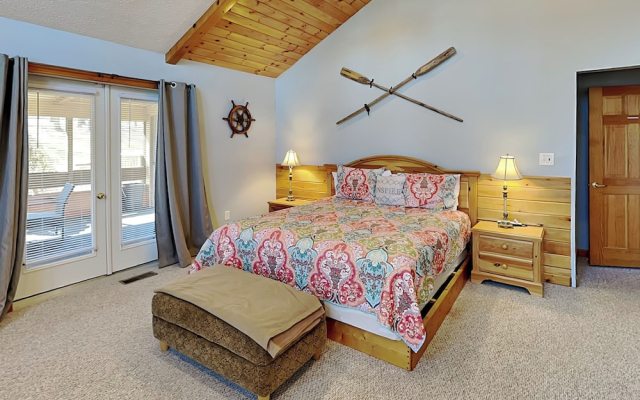 Sunkissed Lodge by Taylor Made Deep Creek