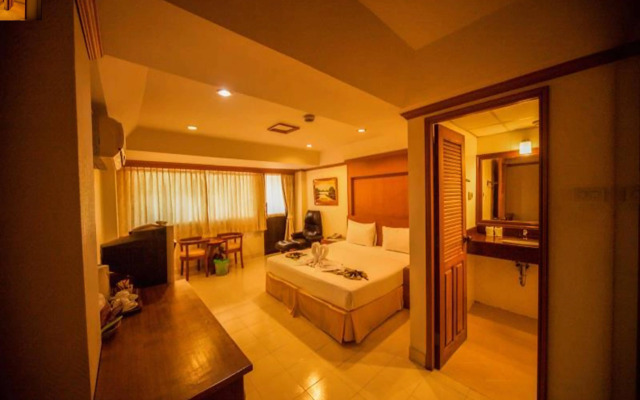 Seaview Sriracha Hotel
