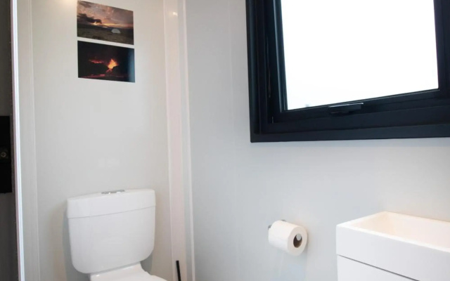 The Hideaway - On-site Hot Tube - Close to town