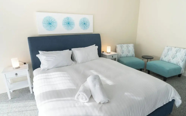 Lake Macquarie Manor