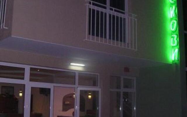 Отель Ruskovi Family Hotel Болгария, Равда - отзывы, цены и фото номеров - забронировать отель Ruskovi Family Hotel онлайн вид на фасад