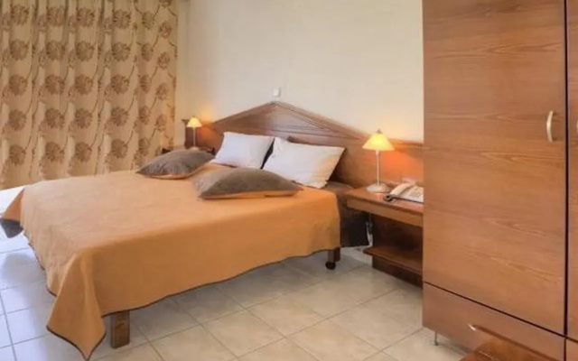 Corali Hotel & Apartments