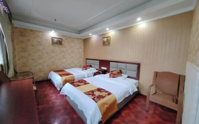 Jinlong Hotel