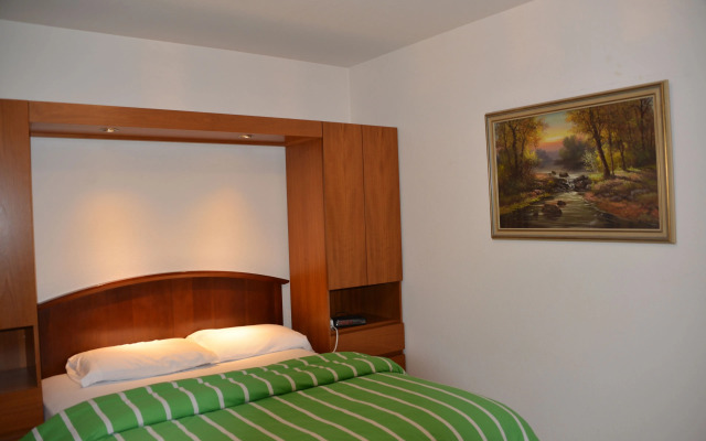 Mountain View Rooms