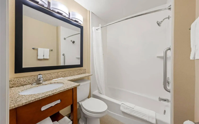 Comfort Inn & Suites Salinas City Center Area