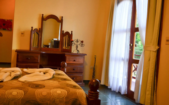 Alamos Hosteria