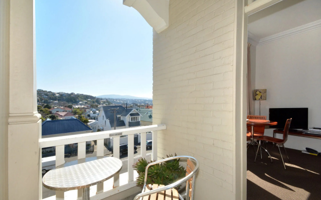 Majestic Mansions - Apartments at St Clair