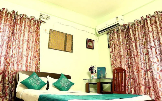 OYO Apartments New Town Axis Mall