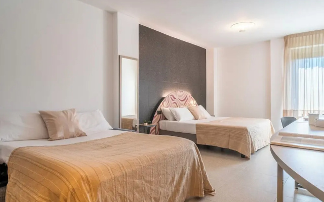 Hub Hotel