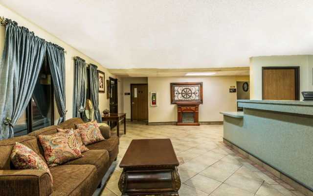 Quality Inn Sulphur - Lake Charles