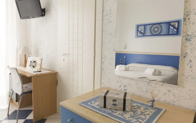 LewisRooms Poetto Beach Cagliari