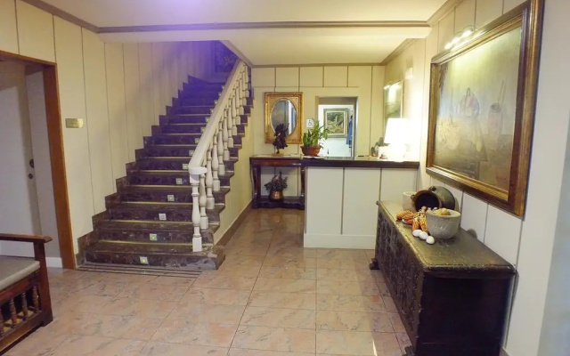 Hostal Izar-Ondo