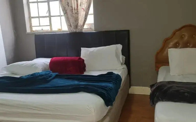 Salama Lodge