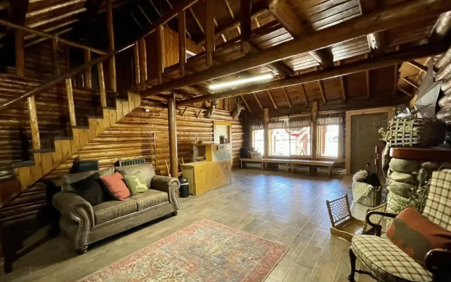 Island Park Lodge