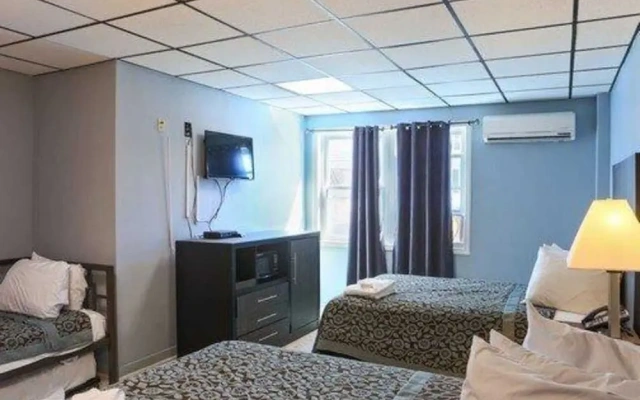 Econo Lodge Seaside Heights  Toms River East