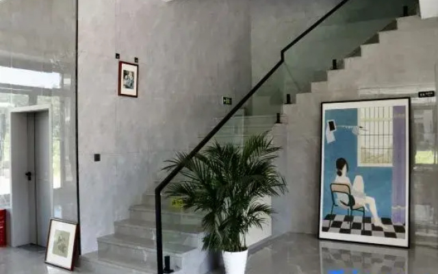 LAN YUE JU Hotel (Mount Longhu Visitor Center)