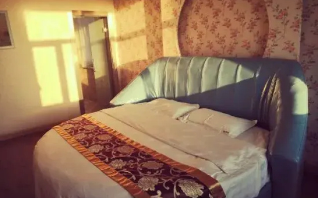 Arun Banner Meng E Express Hotel