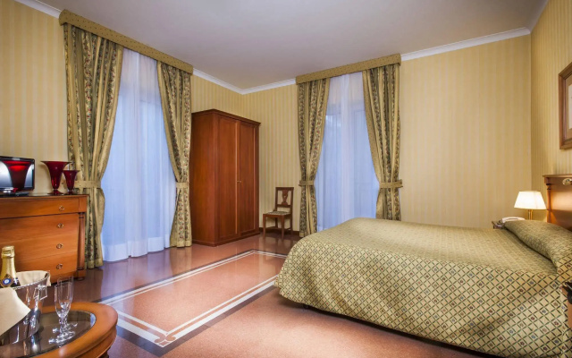 Residenza DAragona Hotel