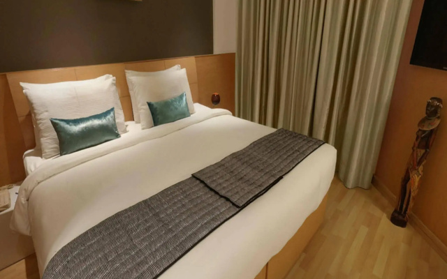 Melange Luxury Service Apartment