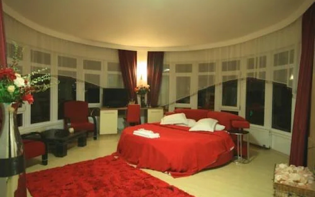 Yeni Tuana Otel