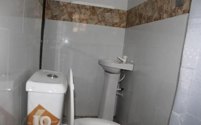 Eeyilobe Guest House