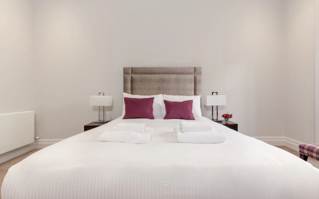 Destiny Scotland Chisholm Hunter Suites
