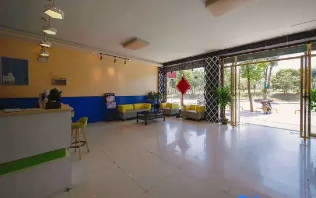 Yongzhou Xiyan Hotel (Yongzhou High speed Railway Station Branch)