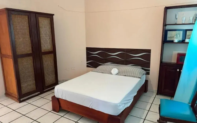 Cozy Apartment 2 min to the Beach, Rooftop