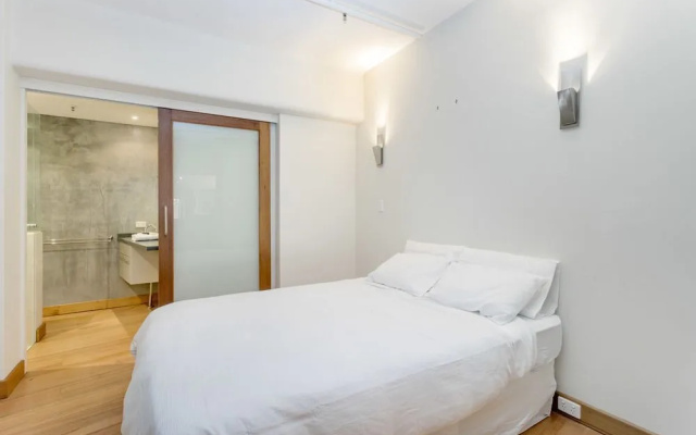 Upscale Polished King Street Suite
