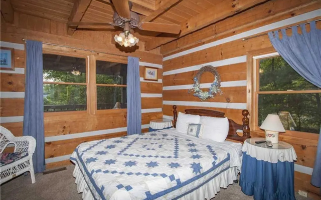 Appalachian Splendor - Two Bedroom Cabin