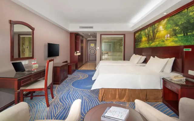 Vienna Hotel Huizhou Yanda Avenue