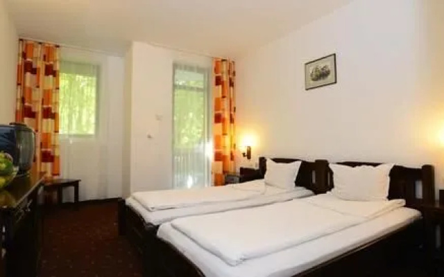 Chiflika Hotel