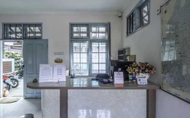 Pondok Kurnia by OYO Rooms