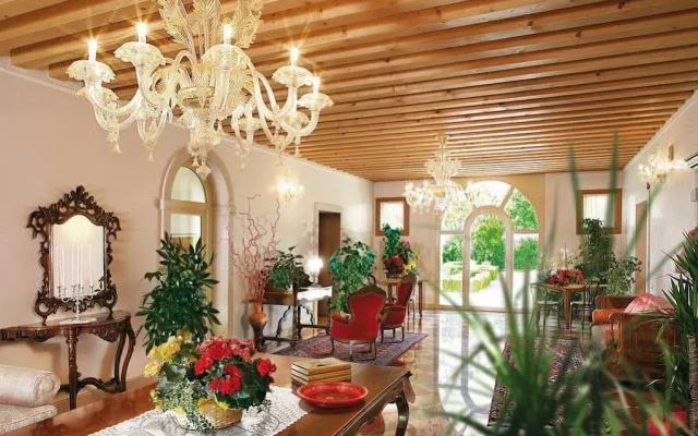 Villa Busta Hotel