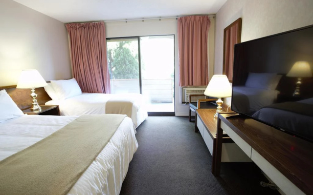 Recreation Inn & Suites