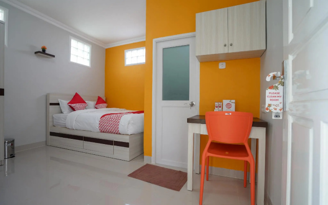 OYO 948 Vivi Residence Syariah Ii