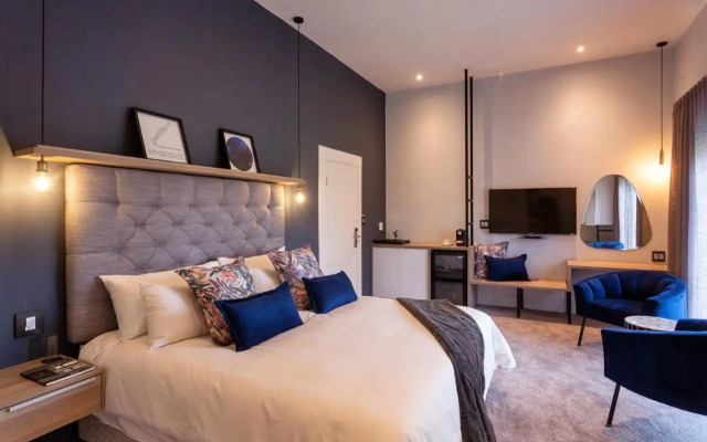 Nova Boutique Hotel