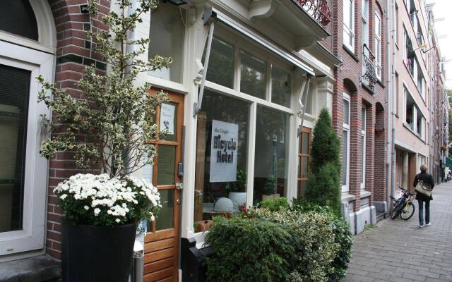 Отель Bicycle Hotel Amsterdam Нидерланды, Амстердам - отзывы, цены и фото номеров - забронировать отель Bicycle Hotel Amsterdam онлайн вид на фасад