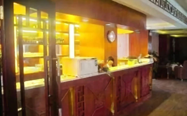 Luzhou Qianye Hotel