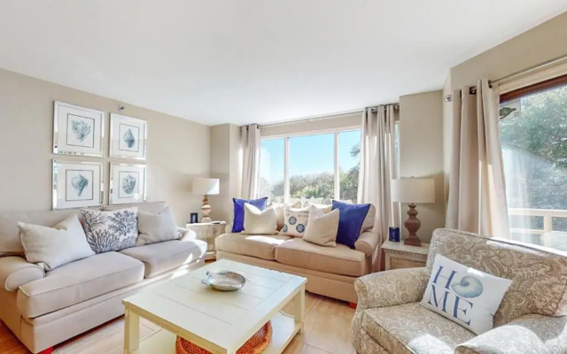 3231 Villamare